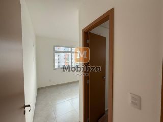 Apartamento com 3 quartos - Condomínio Vilaggio Giardinni - 70m²