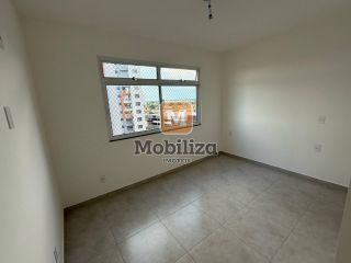 Apartamento com 3 quartos - Condomínio Vilaggio Giardinni - 70m²