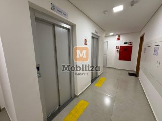 Apartamento com 3 quartos - Condomínio Vilaggio Giardinni - 70m²