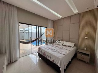 Casa com 3 suítes - Condomínio Alphaville 216m²