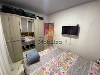 Casa no bairro Aponiã com piscina e terreno de 250m²