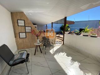 Casa no bairro Aponiã com piscina e terreno de 250m²