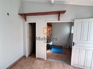 Casa com 4 quartos e edícula - bairro Rio Madeira