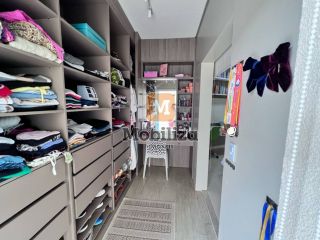 Sobrado com 4 suítes - Residencial Nova Alphaville