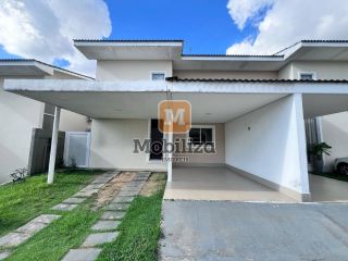 Sobrado com 3 quartos e quintal amplo - Condomínio Volpi I