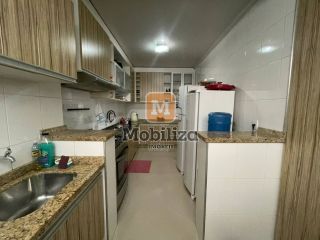 Apartamento com 2 dormitórios no centro da cidade - Residencial Solimões