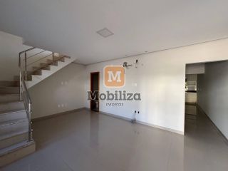 Sobrado com 3 suítes no Condomínio Portal do Norte com 126m²