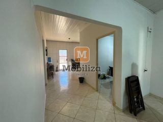 Casa com 4 quartos - bairro Nova Esperança