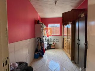 Casa com 4 quartos - bairro Nova Esperança