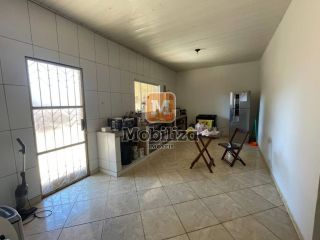 Casa com 4 quartos - bairro Nova Esperança