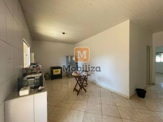Casa com 4 quartos - bairro Nova Esperança