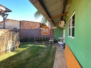 Casa com 4 quartos - bairro Nova Esperança