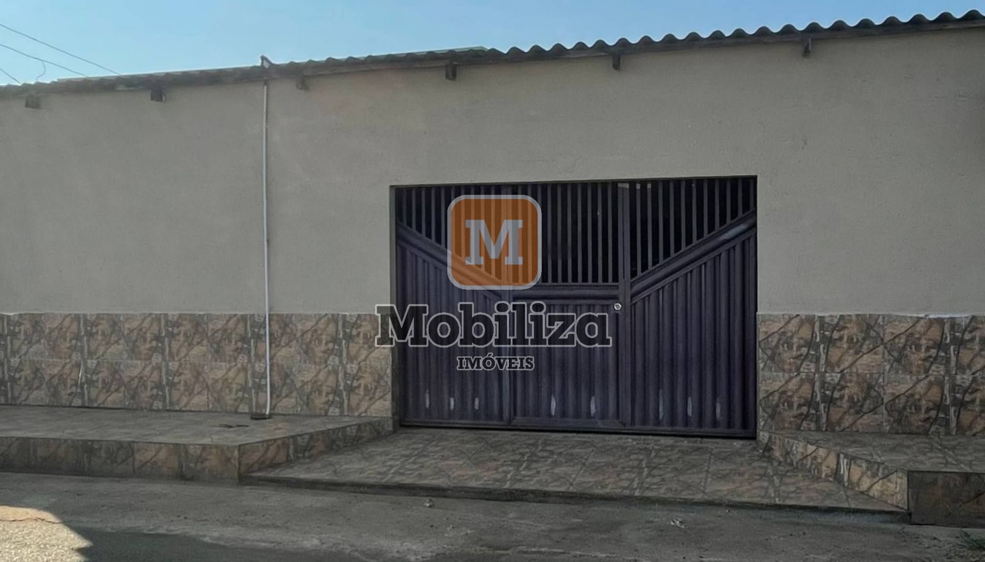 Casa com 2 quartos e energia solar na Zona Sul