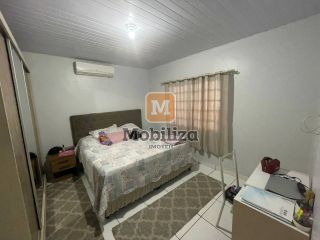 Casa com 2 quartos e energia solar na Zona Sul