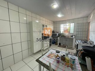Casa com 2 quartos e energia solar na Zona Sul