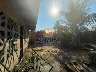 Casa com 2 quartos e energia solar na Zona Sul