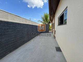Casa com 3 quartos sendo 1 suíte e terreno amplo com 550m² na Vila da Eletronorte