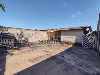 Casa com 3 quartos sendo 1 suíte com terreno de 250m² na Zona Sul