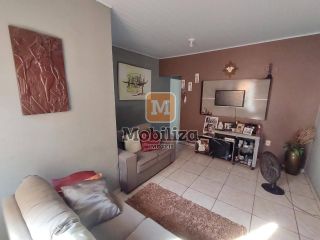 Casa com 3 quartos sendo 1 suíte com terreno de 250m² na Zona Sul