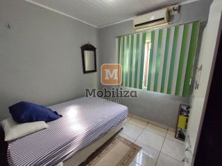 Casa com 3 quartos sendo 1 suíte com terreno de 250m² na Zona Sul