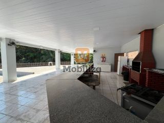 Casa com 3 quartos sendo 1 suíte e cozinha ampla no Condomínio Nova Era 1