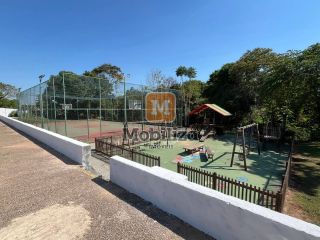 Casa com 3 quartos sendo 1 suíte e cozinha ampla no Condomínio Nova Era 1