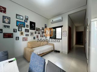 Casa com 2 dormitórios sendo 1 suíte e quintal amplo - Residencial Greenville