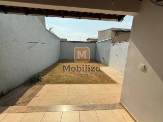 Sobrado com 3 quartos sendo 1 suíte e quintal amplo no Condomínio Mediterrâneo