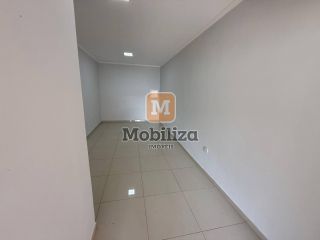 Sobrado com 3 quartos sendo 1 suíte e quintal amplo no Condomínio Mediterrâneo