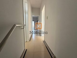 Sobrado com 3 quartos sendo 1 suíte e quintal amplo no Condomínio Mediterrâneo