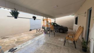 Casa com 4 quartos sendo 2 suítes no Bairro Aponiã