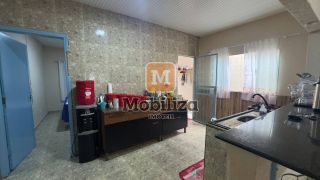 Casa com 4 quartos sendo 2 suítes no Bairro Aponiã