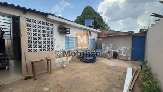 Casa com 4 quartos sendo 2 suítes no Bairro Aponiã