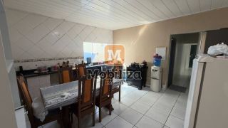 Casa com 4 quartos sendo 3 suítes no Bairro Aponiã 210m²