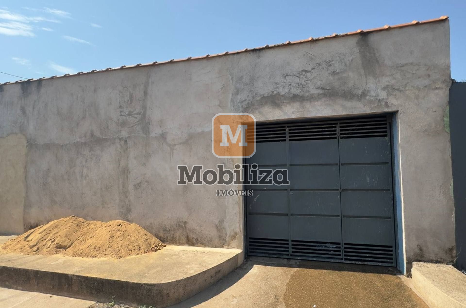 Casa com 3 quartos sendo 2 suítes no Bairro Aponiã