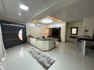 Casa com 5 dormitórios sendo 1 suíte e piscina no bairro Aponiã 180m²