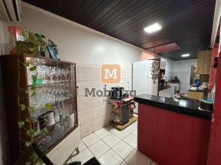 Casa com 3 dormitórios sendo 1 suíte e piscina no bairro Aponiã