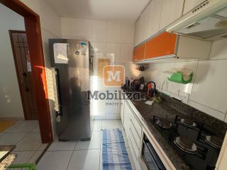 Apartamento com 3 dormitórios sendo 1 suíte e 2 vagas de garagem no Condomínio Vita Bella