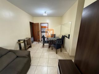 Apartamento semi mobiliado com 3 dormitórios sendo 1 suíte e 2 vagas de garagem no Condomínio Vita Bella