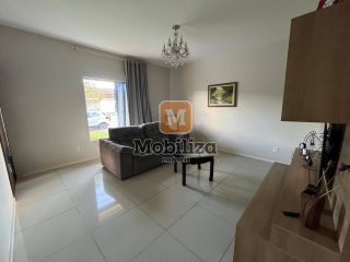 Casa com 3 dormitórios sendo 1 suíte e edícula contendo depósito e banheiro no Condomínio San Matheus