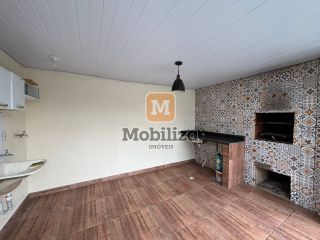 Casa com 3 dormitórios sendo 1 suíte e piscina no bairro Flodoaldo