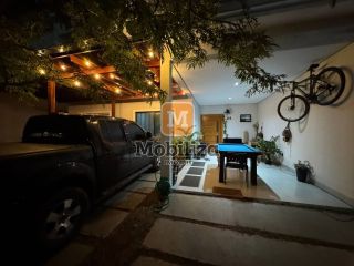 Sobrado com 3 suítes e piscina privativa no Condomínio Rio Madeira