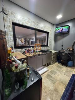 Sobrado com 3 suítes e piscina privativa no Condomínio Rio Madeira