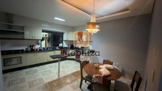 Casa com 3 dormitórios e piscina privativa no Bairro Aponiã