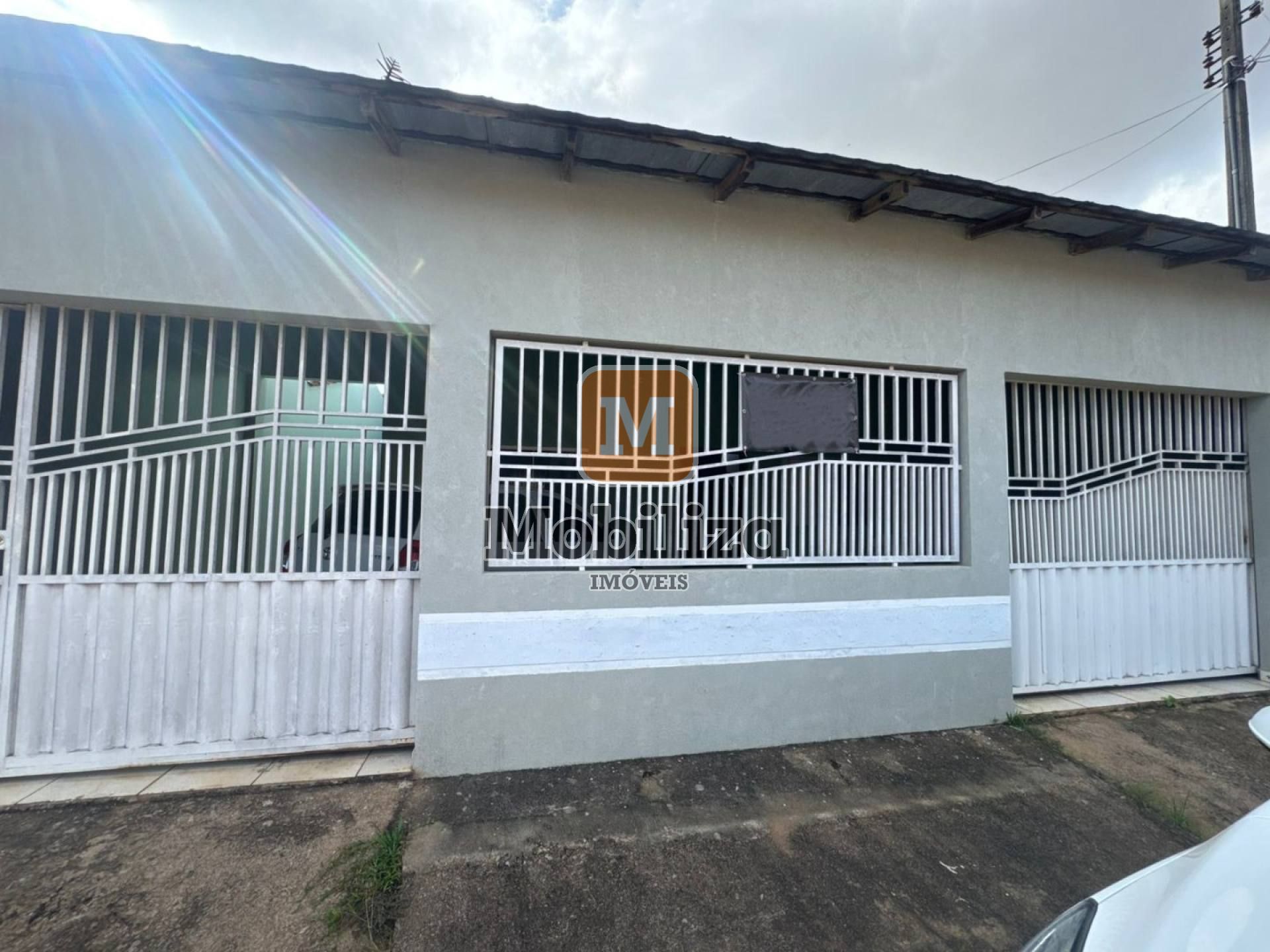 Casa com 3 dormitórios sendo 1 suíte no Bairro Aeroclube