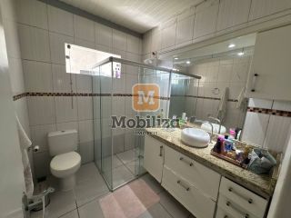 Casa com 3 dormitórios sendo 1 suíte no Bairro Aeroclube