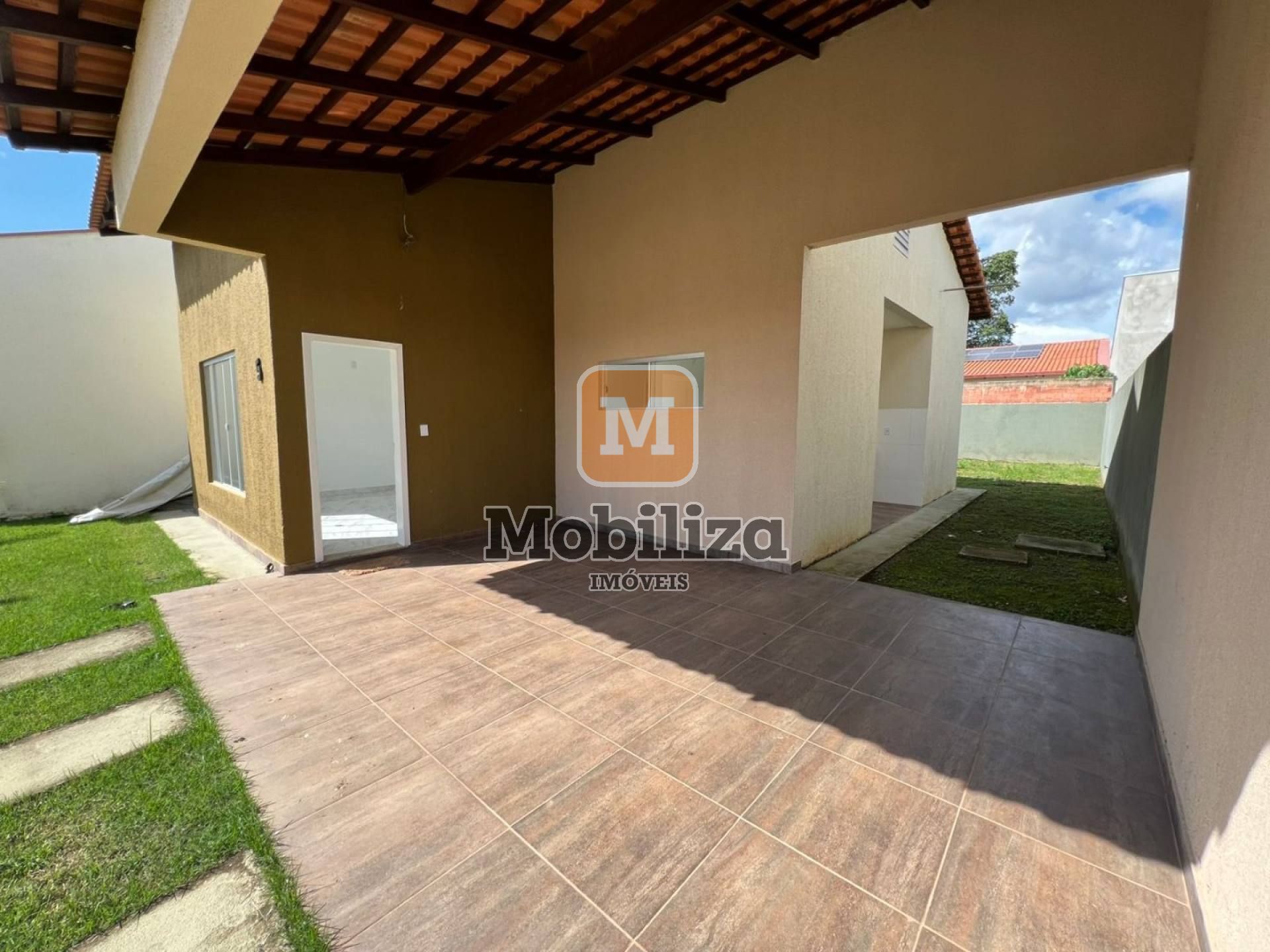 Casa com 3 dormitórios sendo 1 suíte no Condomínio San Matheus