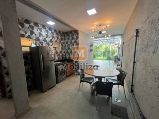 Casa ampliada com 3 quartos sendo 1 suíte e quintal espaçoso no Condomínio San Matheus