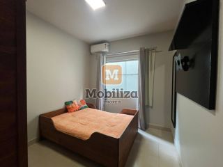 Casa ampliada com 3 quartos sendo 1 suíte e quintal espaçoso no Condomínio San Matheus