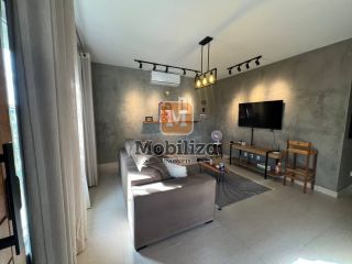 Casa ampliada com 3 quartos sendo 1 suíte e quintal espaçoso no Condomínio San Matheus